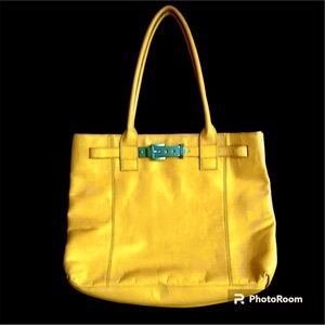 Kenneth Cole New York Genuine Leather Large Tan Shoulder Bag No Flaws Like New